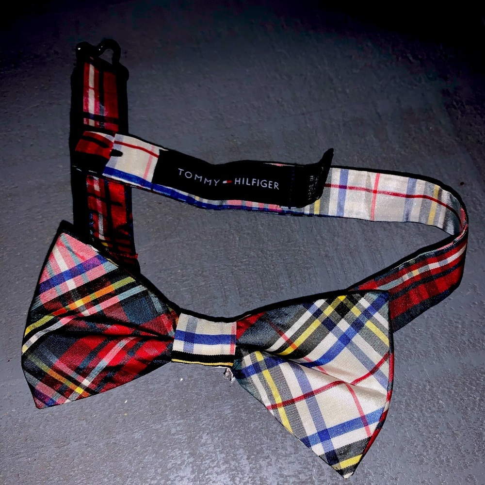 HILFIGER SILK BOWTIE
